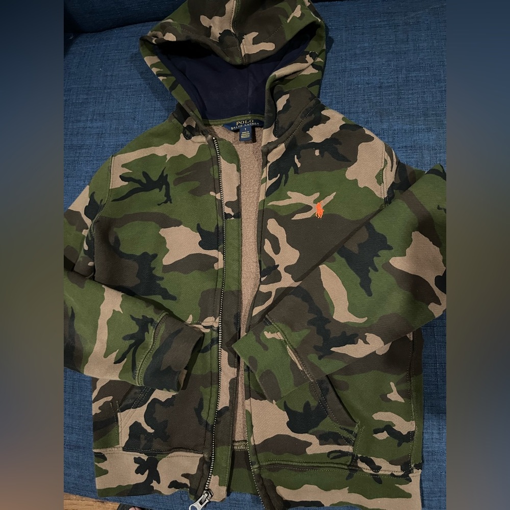Polo Ralph Lauren Kids

Camo Fleece Full Zip Hoodie